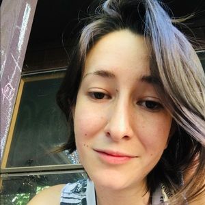 Meet your Posher, Gabriela